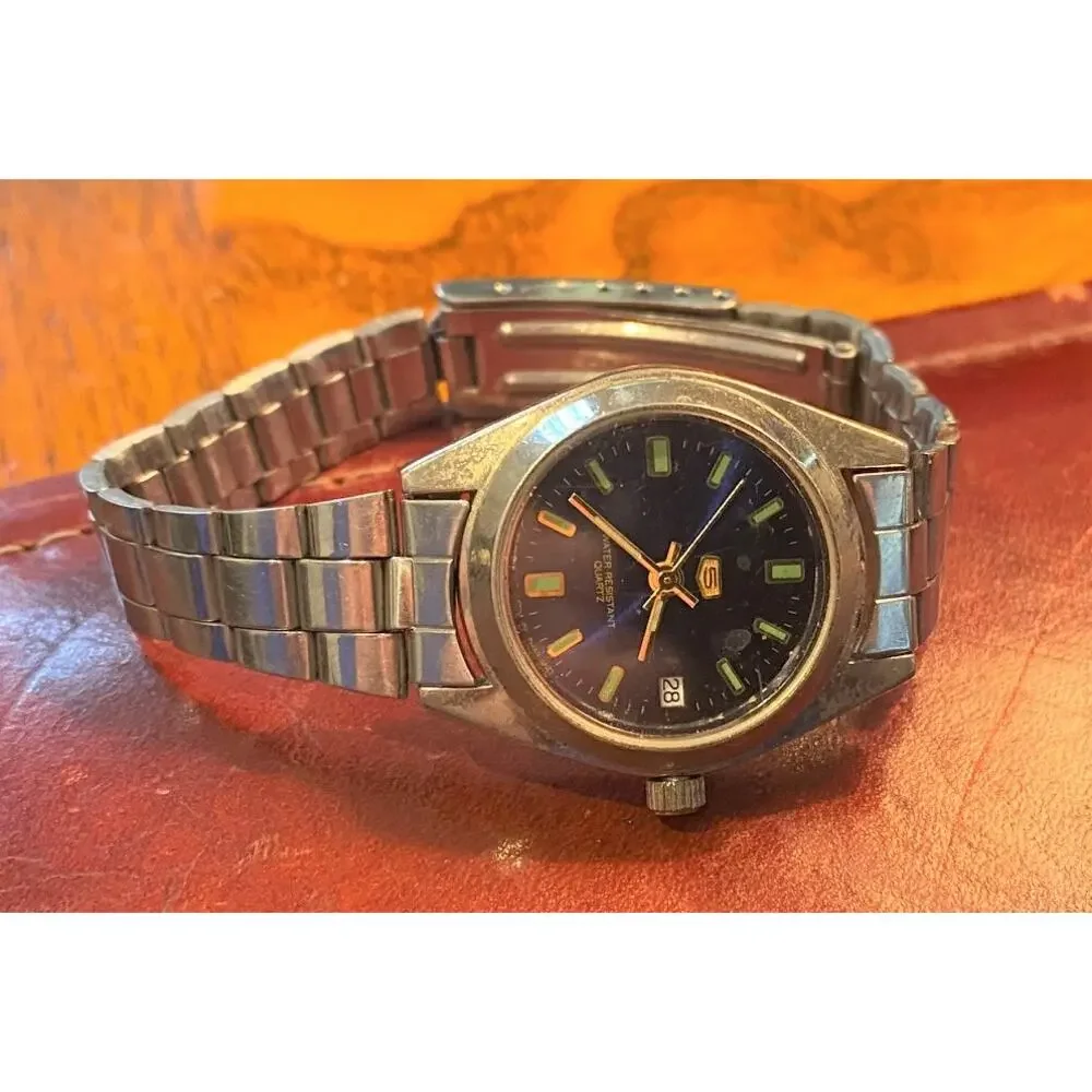 Women's 28mm Silver Tone 